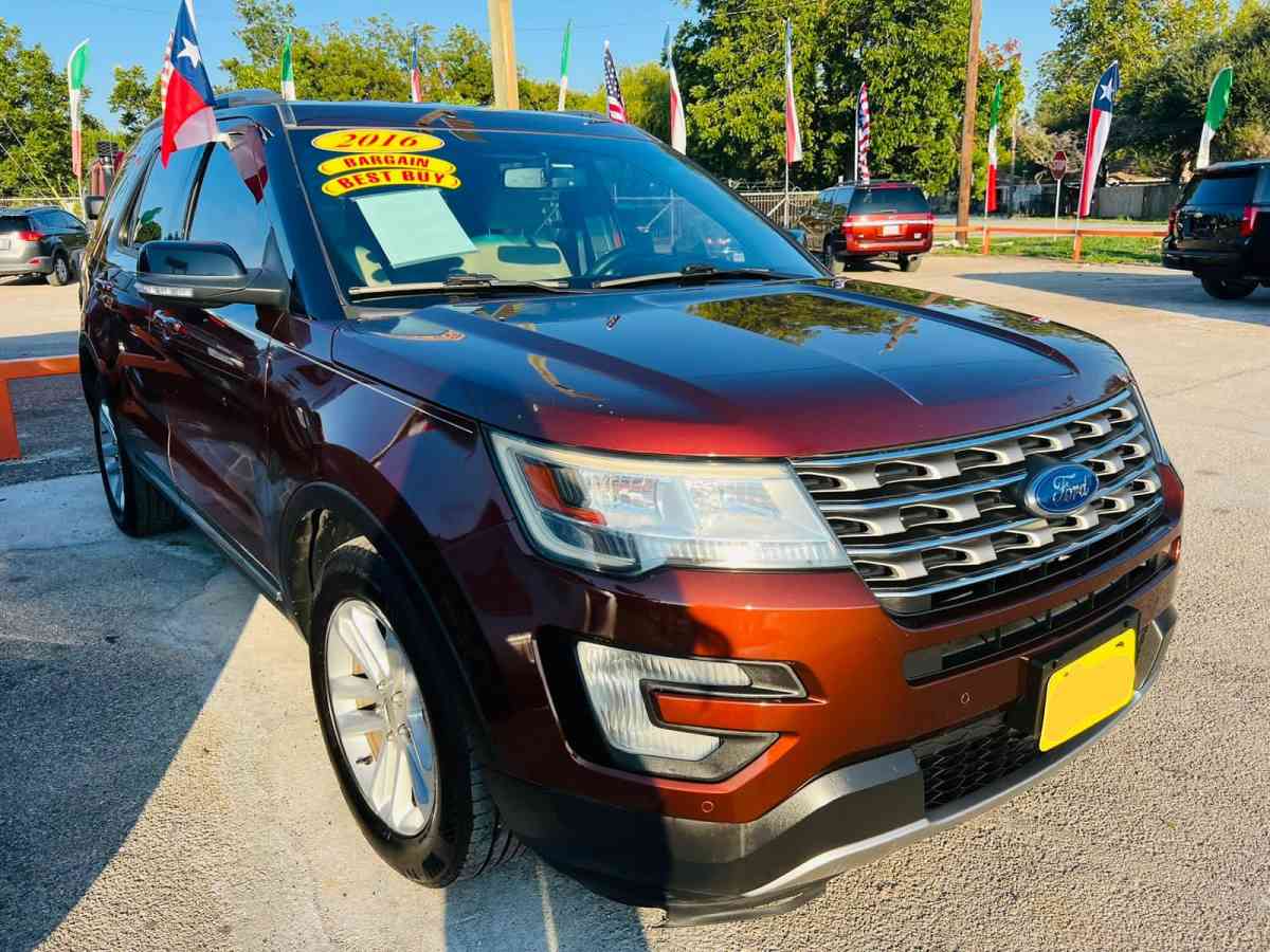 2016 FORD EXPLORER XLT 132k millas - Conroe, Texas