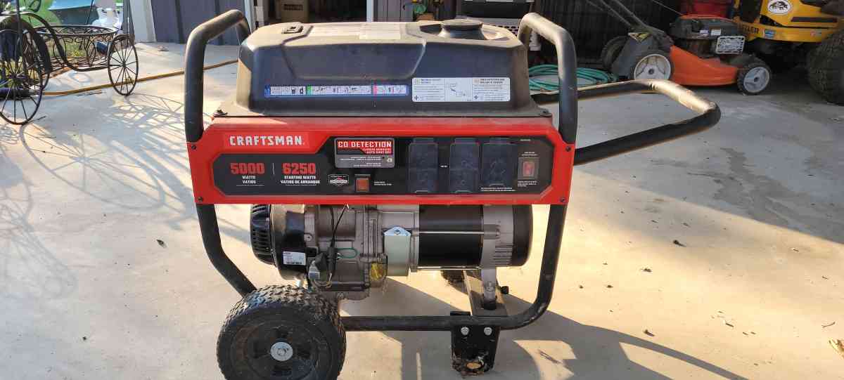 30 watt 5000 generator craftsman - Marquez, Texas - FleaMarketBay