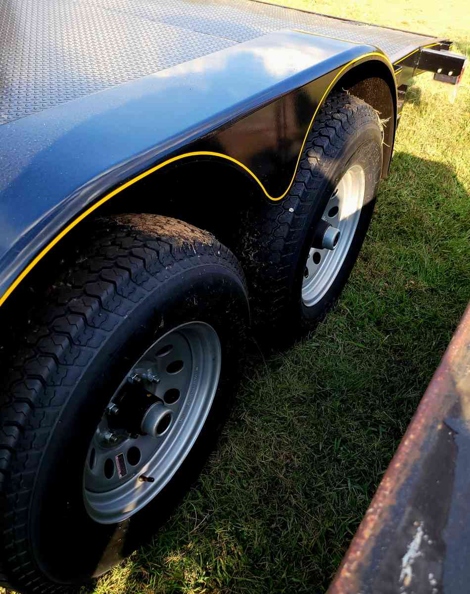 New Rogers Tandem Axel Car Hauler - Lewisburg, Tennessee - FleaMarketBay