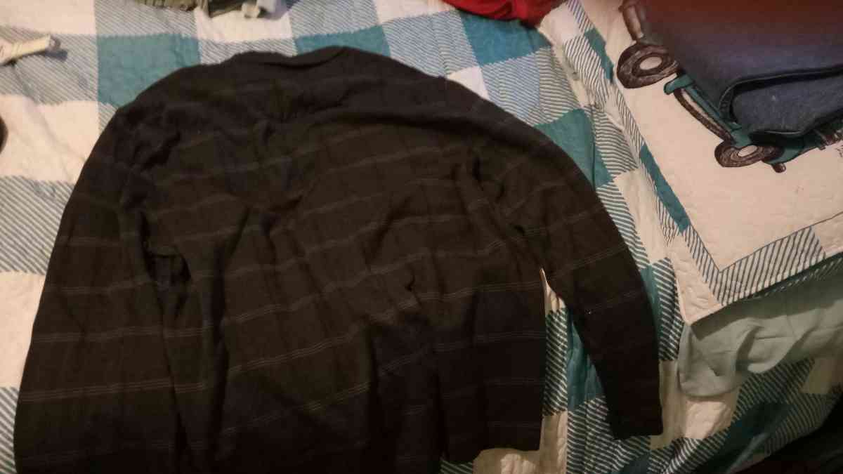 new shirt - Salisbury, North Carolina