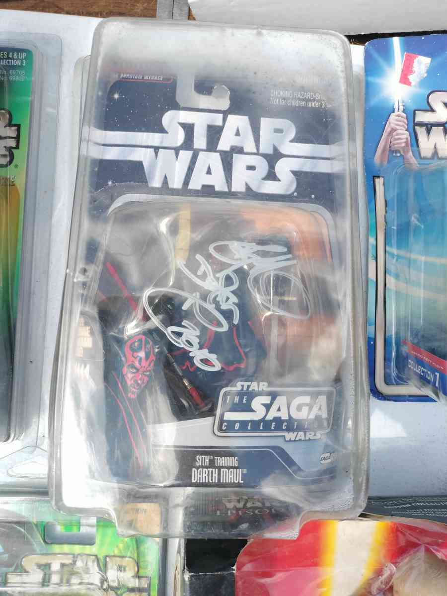 star wars autographed DARTH MAUL - Lakeland, Florida - FleaMarketBay