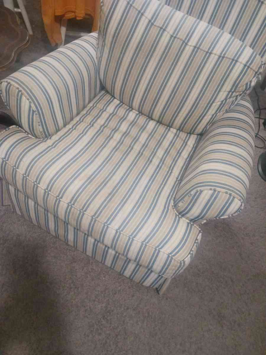 Couch and Chair set - Palm Harbor, Florida