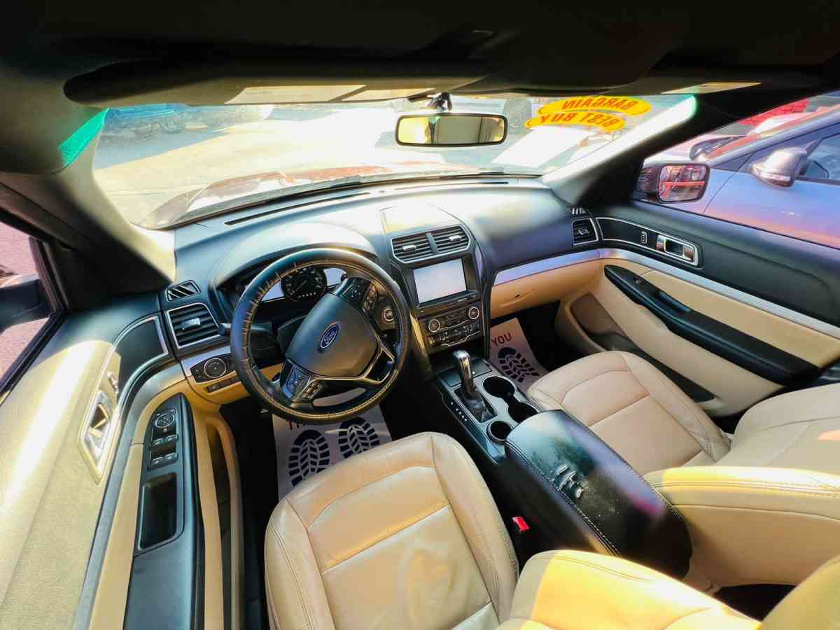 2016 FORD EXPLORER XLT 132k millas - Conroe, Texas - FleaMarketBay