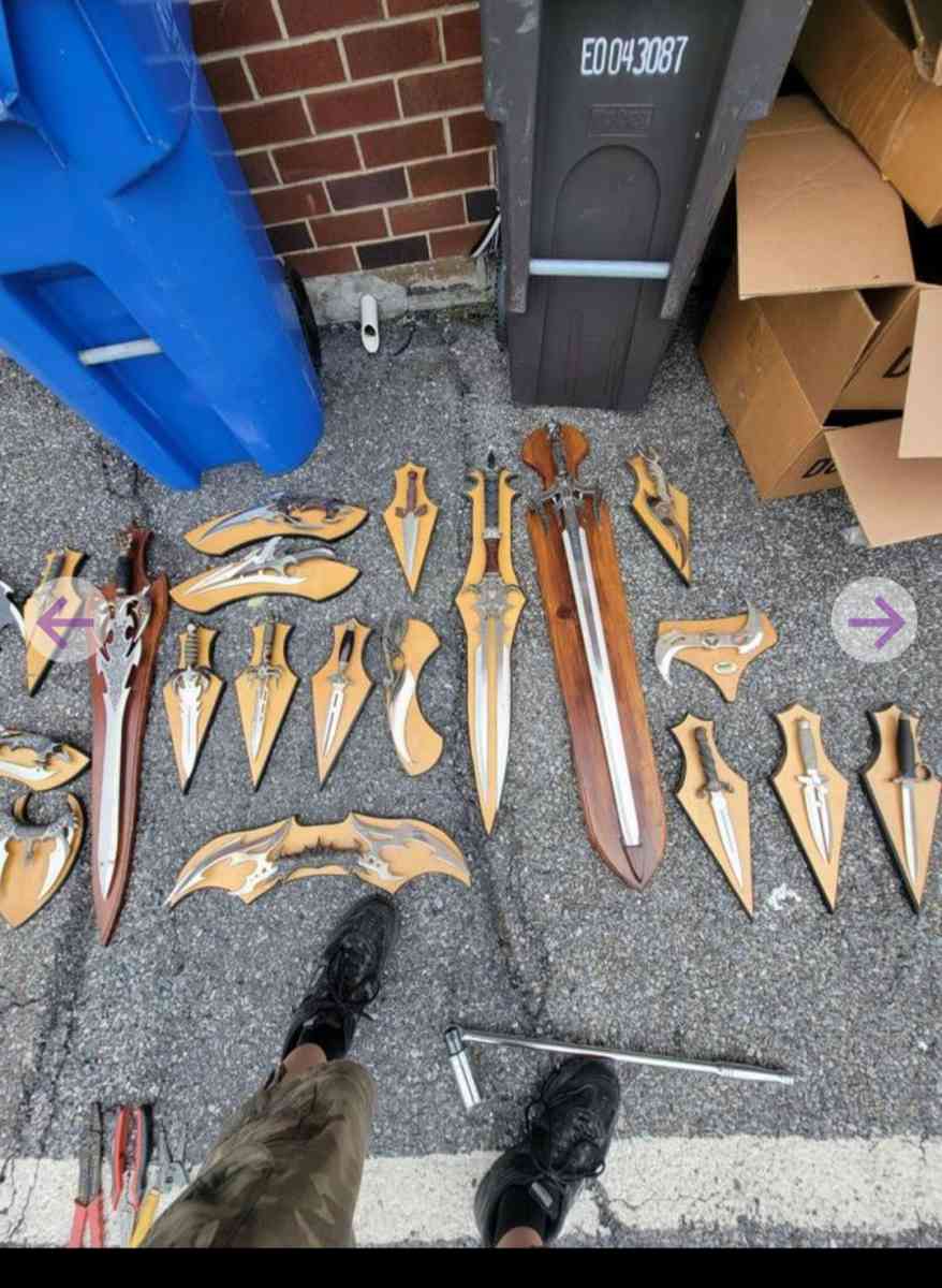 Dagger and Sword Collection - Allentown, Pennsylvania - FleaMarketBay
