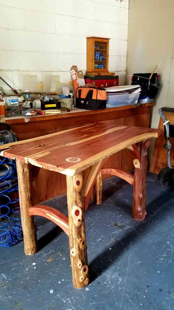 table  handmade  table  cedar - Easley, South Carolina