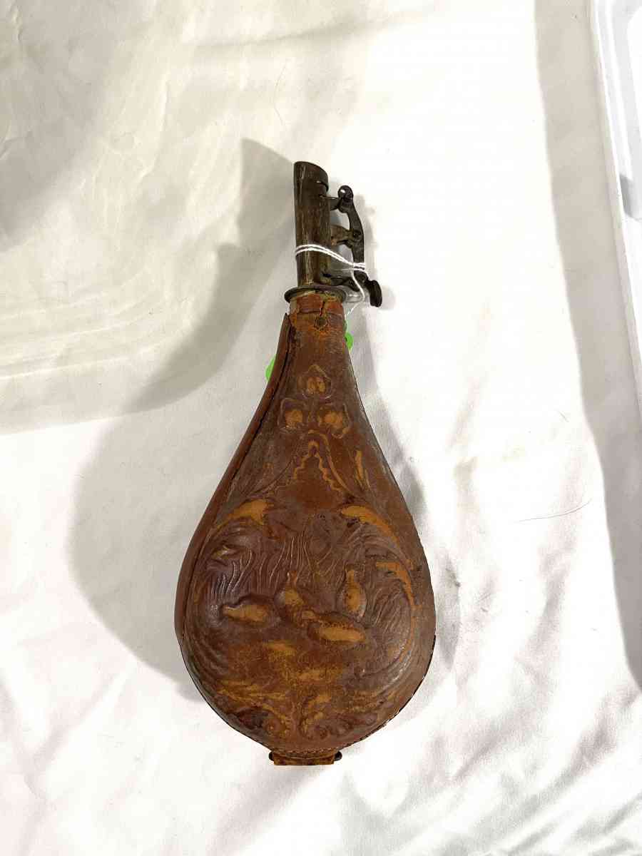 antique 1840s flasks  and powder horns - Vacaville, California - FleaMarketBay