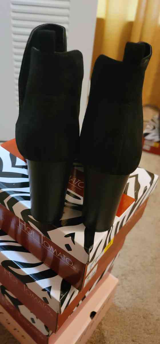 Womens Heels - Pensacola, Florida - FleaMarketBay