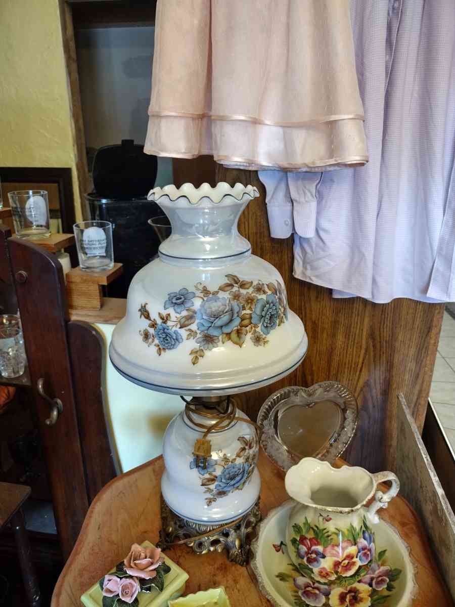 vintage white lusterware blue roses - Agency, Missouri - FleaMarketBay