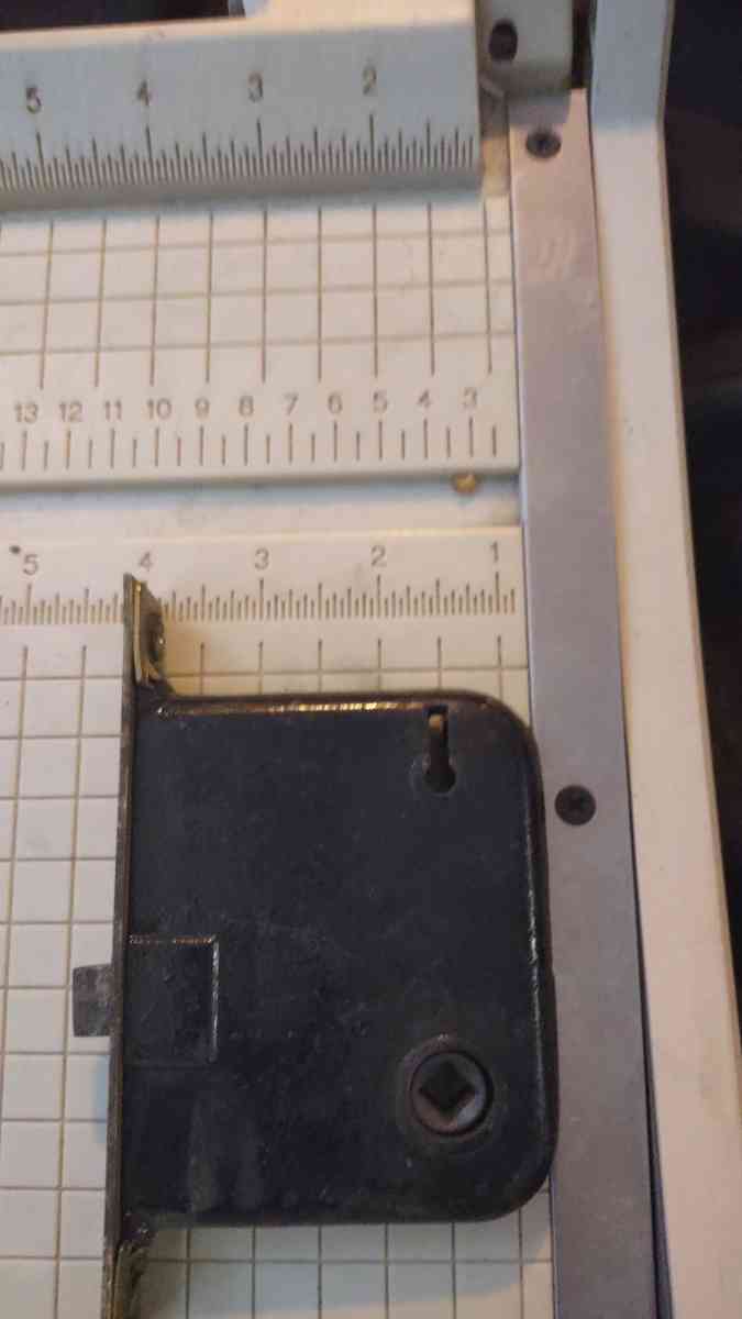 8 glass door knob sets - Spokane, Washington - FleaMarketBay