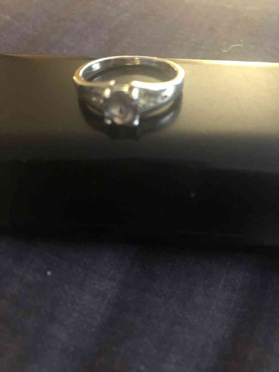 rings all size 7 - Alicia, Arkansas - FleaMarketBay