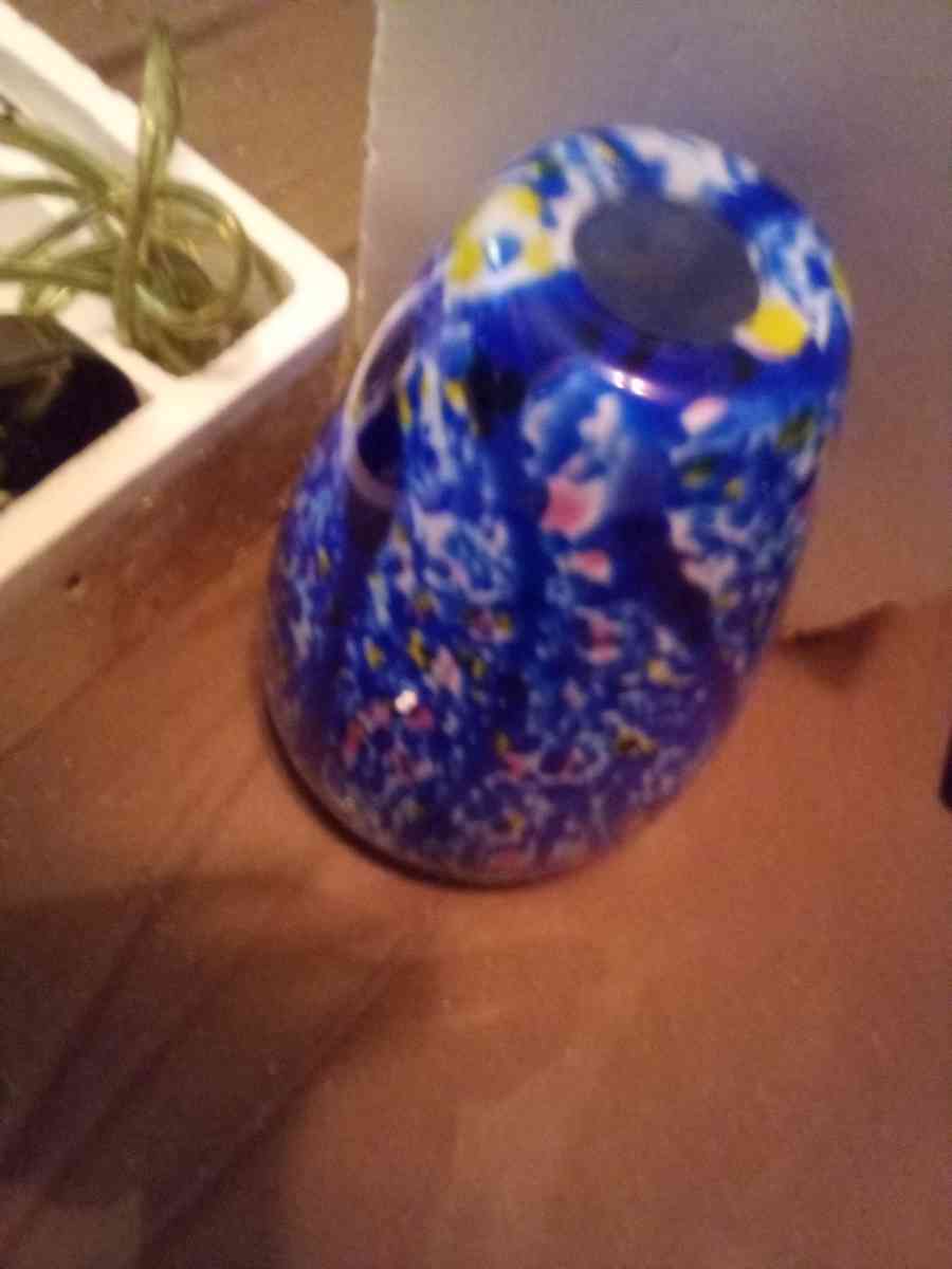 globe light fixture that is hooked up through youre electric - Stonewall, Louisiana - FleaMarketBay