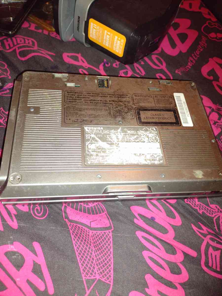 Toshiba portable DVD player - Fresno, California - FleaMarketBay