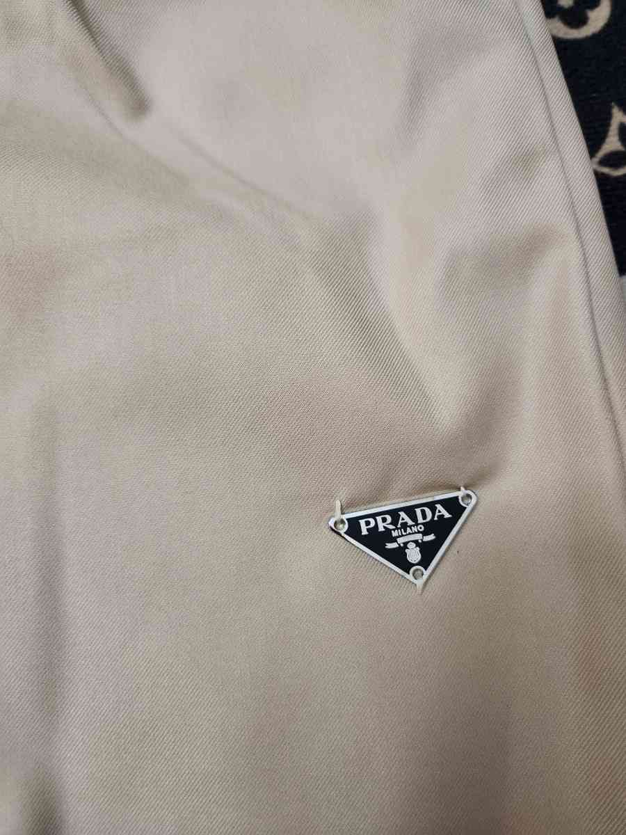 Prada shorts large - Mission Viejo, California - FleaMarketBay