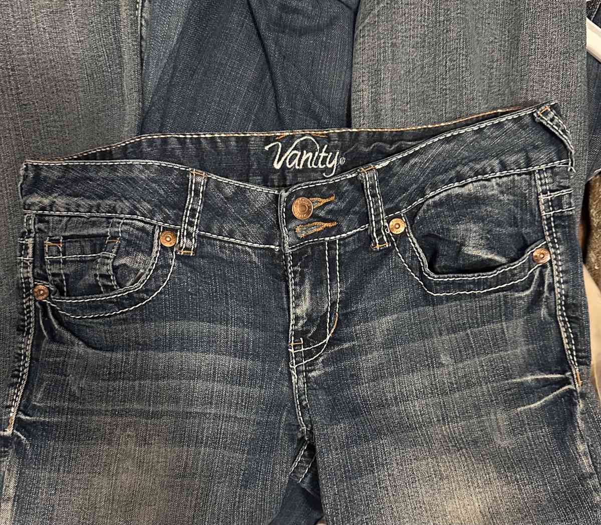 Womens Tall Jeans 28W 36L - Kansas City, Missouri