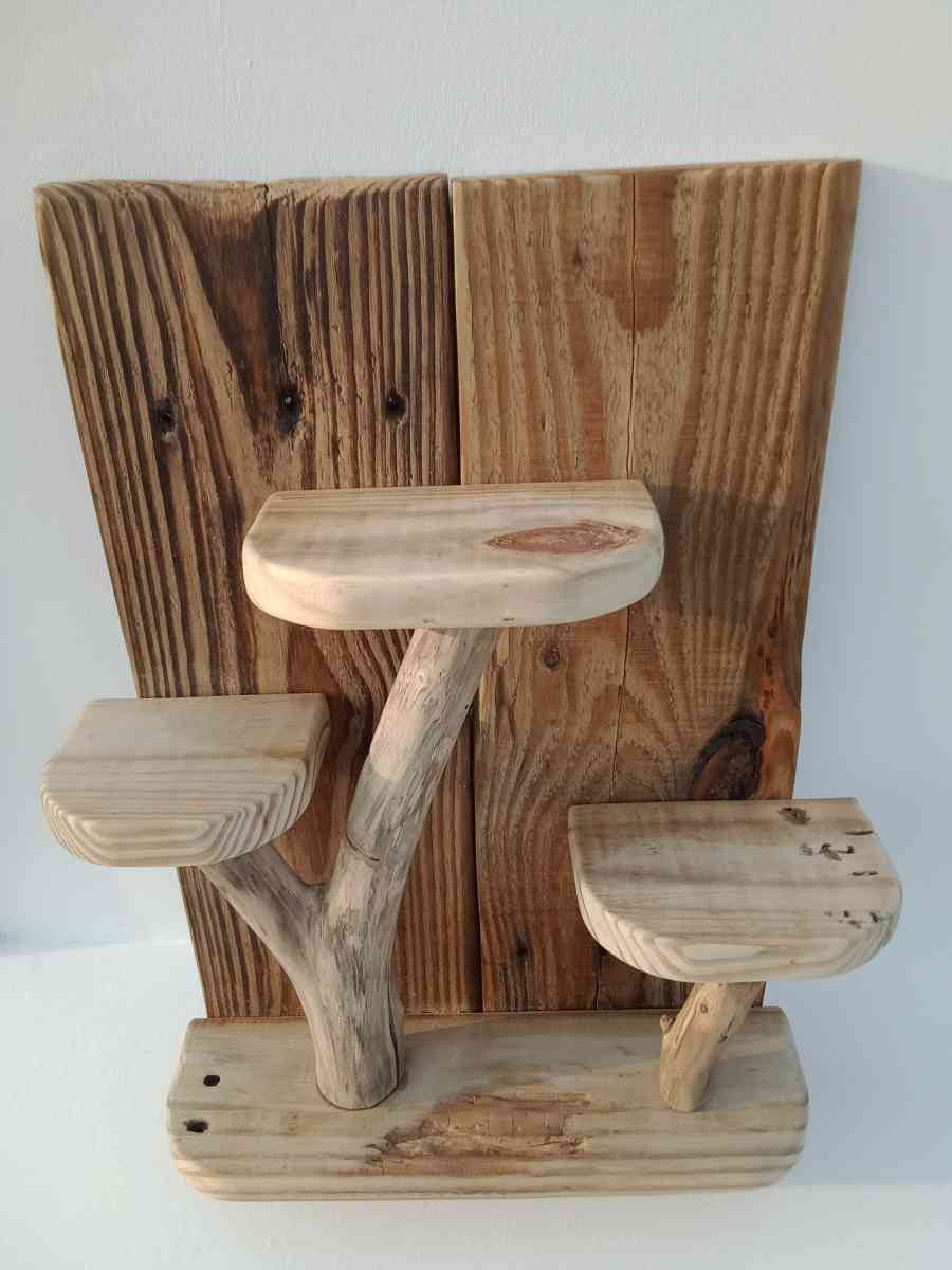 Rustic Display Shelf - Christiana, Tennessee - FleaMarketBay