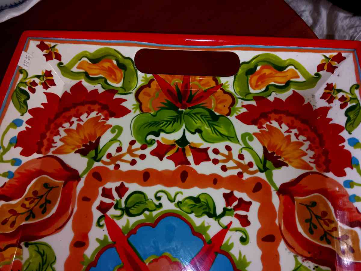 giant colorful hard plastic tray to bring to table - Jensen Beach, Florida - FleaMarketBay
