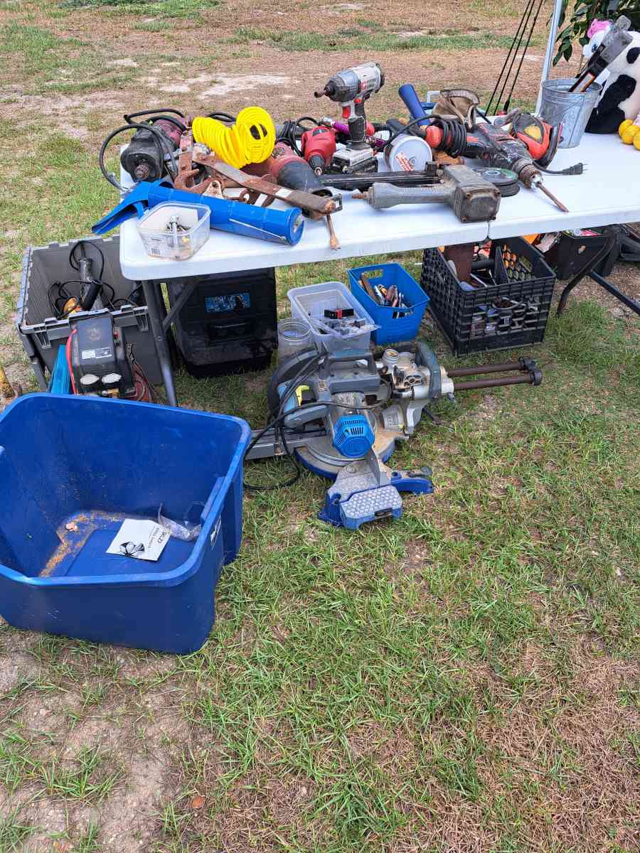 Tools - Tickfaw, Louisiana - FleaMarketBay