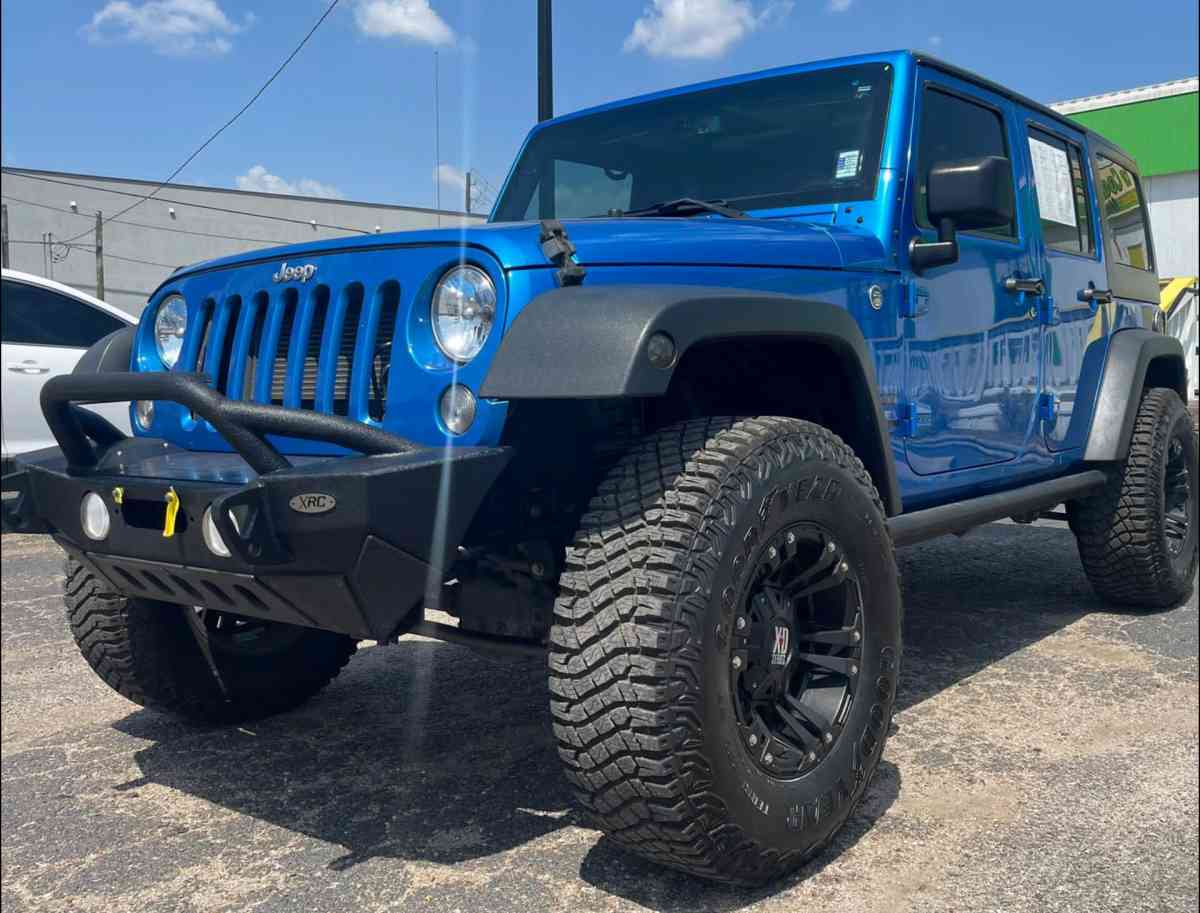 2015 Jeep Wrangler guaranteed engine box and air conditionin - Arlington, Texas
