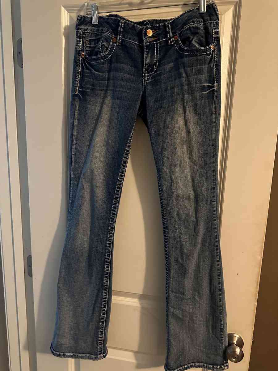 Womens Tall Jeans 28W 36L - Kansas City, Missouri - FleaMarketBay