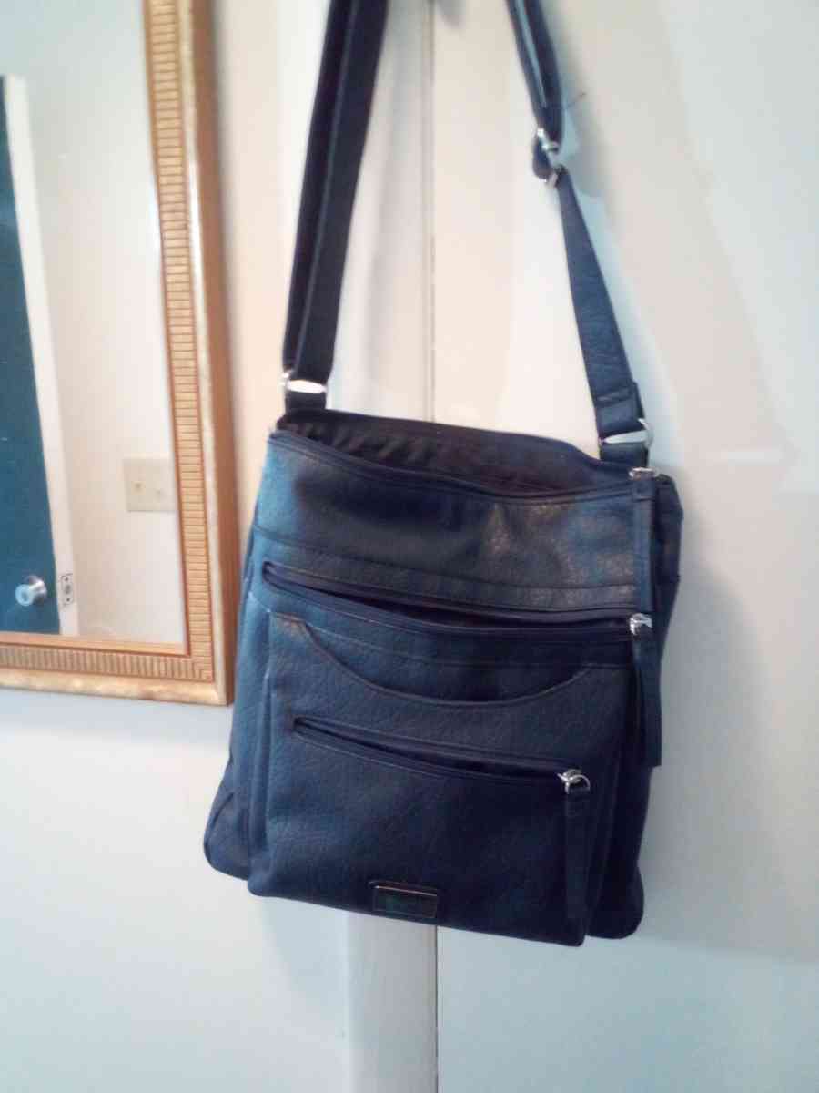 ladies bag blue with pockets - Fort Oglethorpe, Georgia - FleaMarketBay