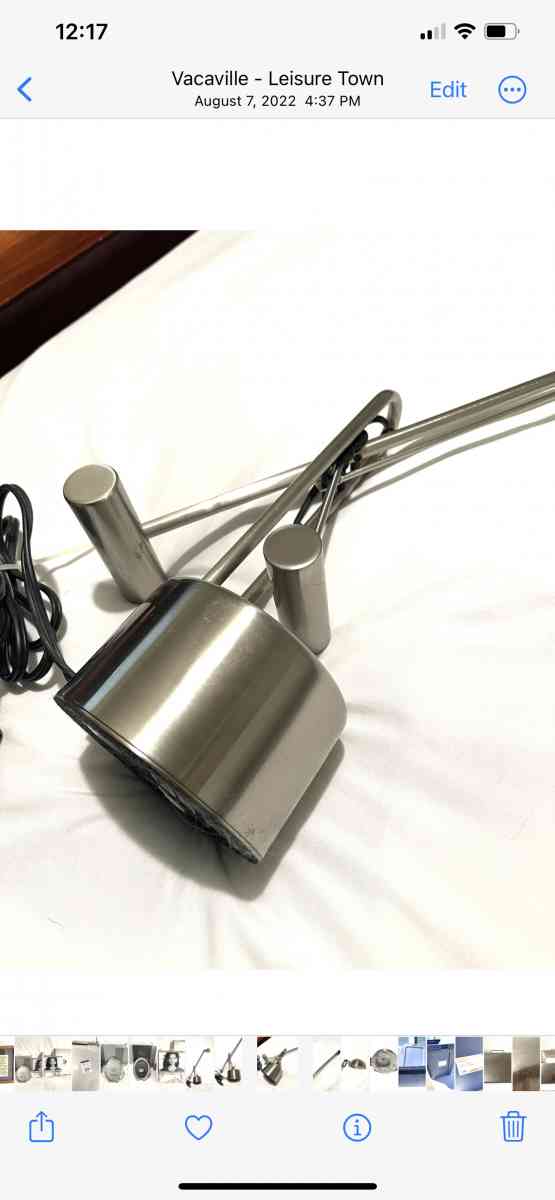 like new polished nickel finish desk top lamp - Vacaville, California - FleaMarketBay