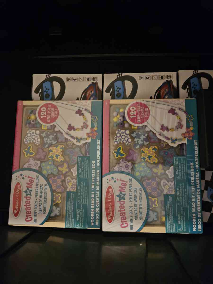 melissa and doug butterfly beads - Redford, Michigan - FleaMarketBay