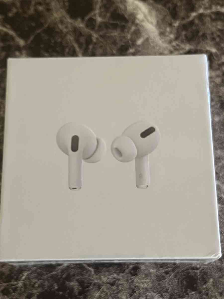 Best offer AirPod pros - Atlanta, Georgia - FleaMarketBay