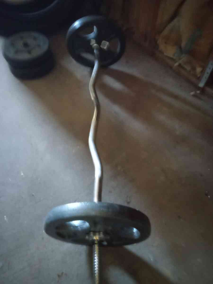 heavy bag curl bar weight bench - Gulfport, Mississippi - FleaMarketBay