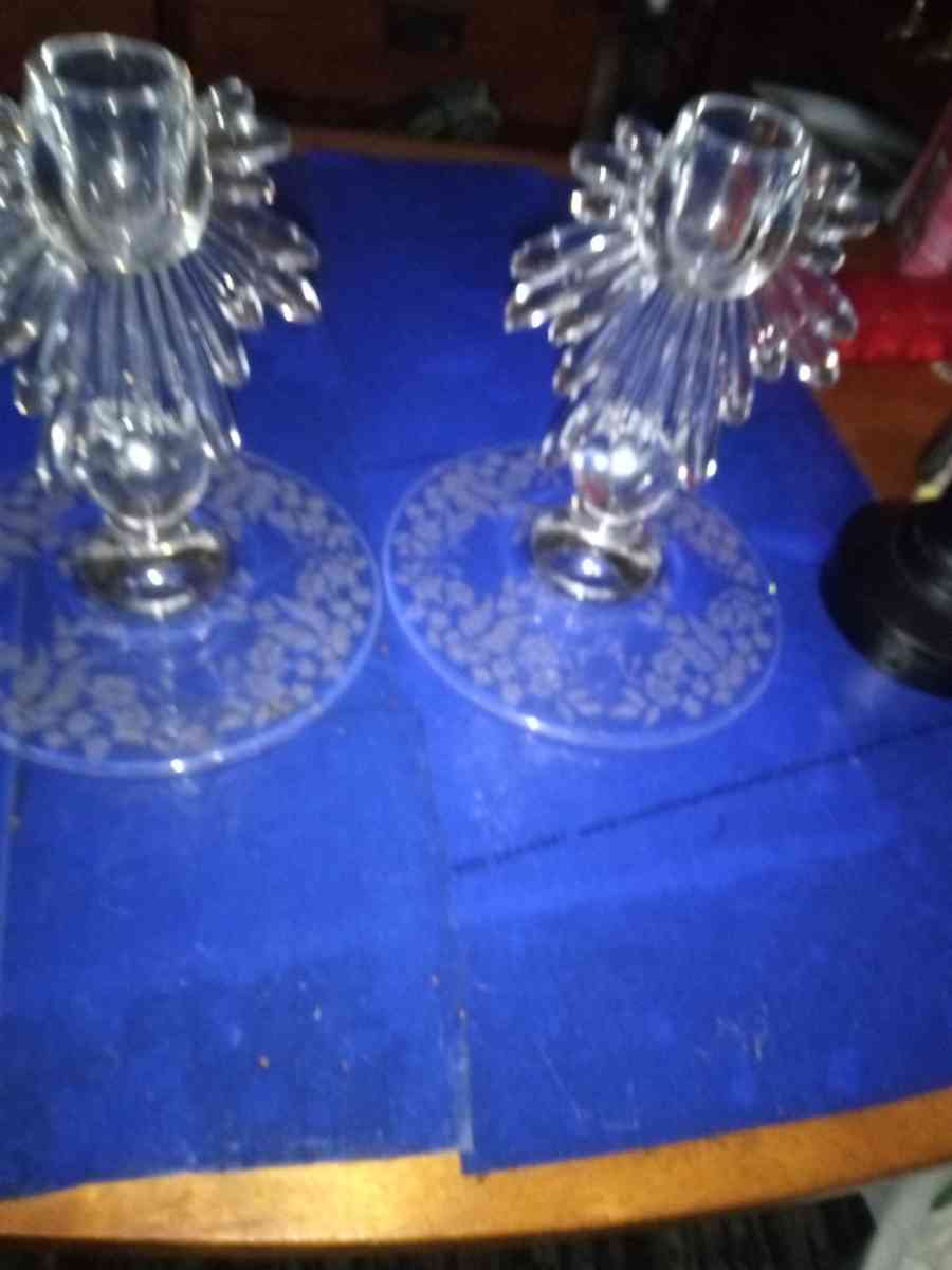 Pair of New Martinsville meadow etch Candleholders - Pawtucket, Rhode Island