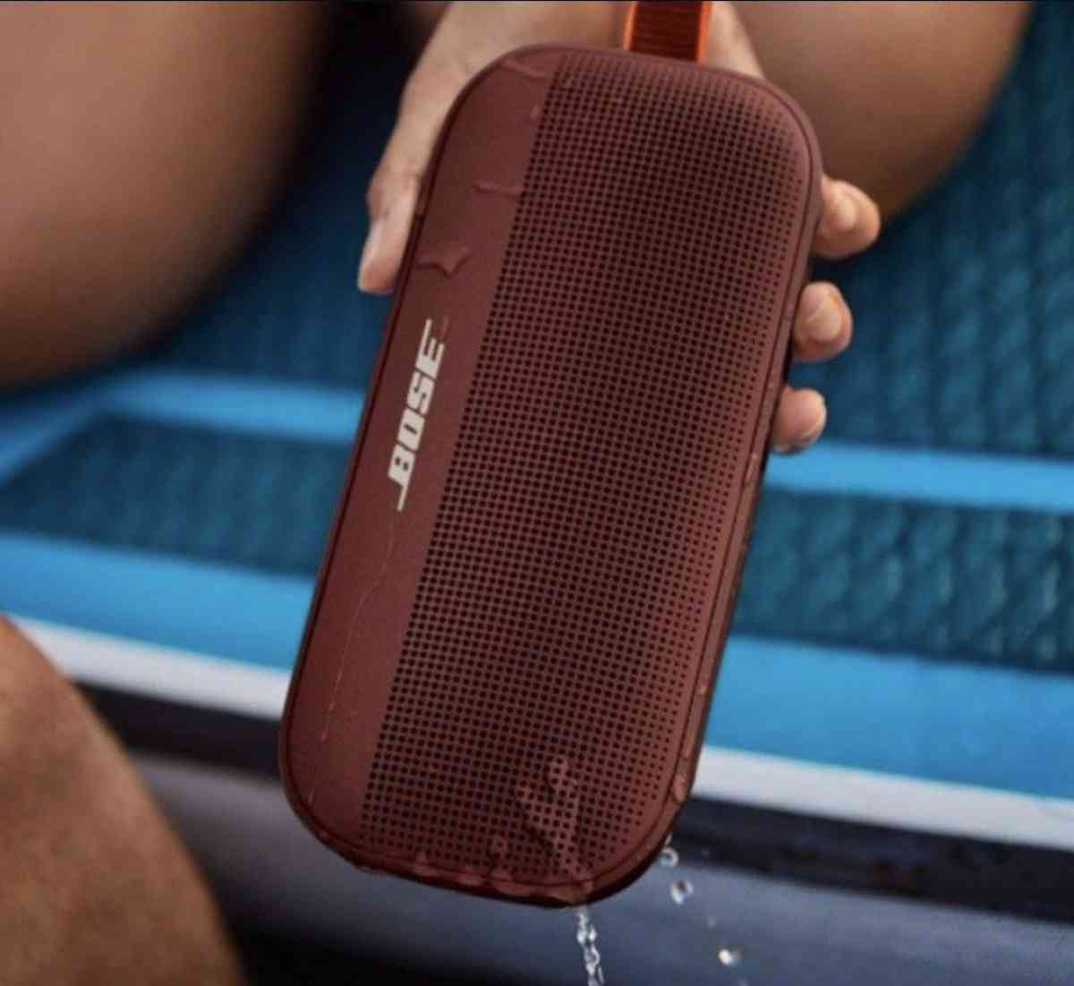Bose SoundLink Flex Portable Speaker - Concord, California - FleaMarketBay