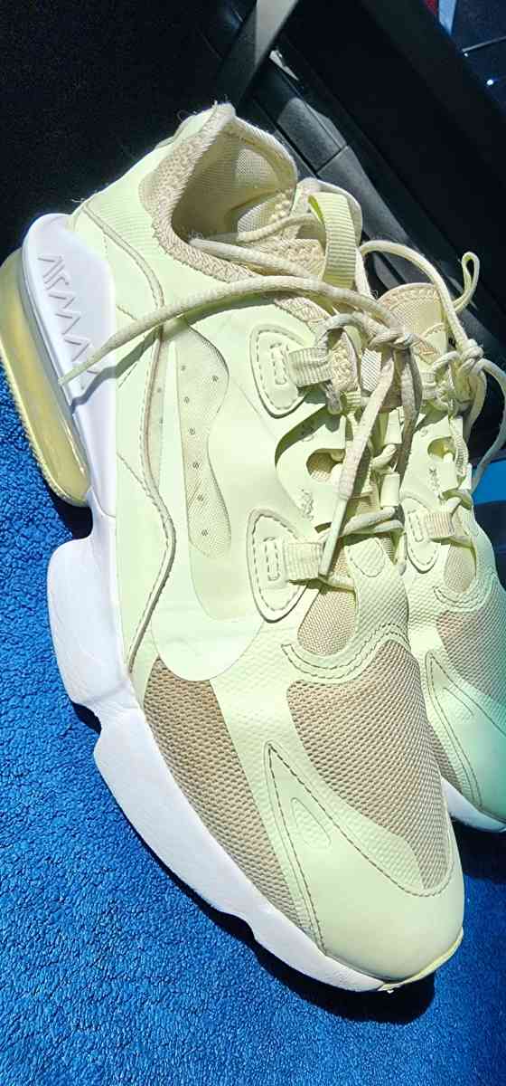 KIKE AIRMAX for Women size 9us - Houston, Texas - FleaMarketBay