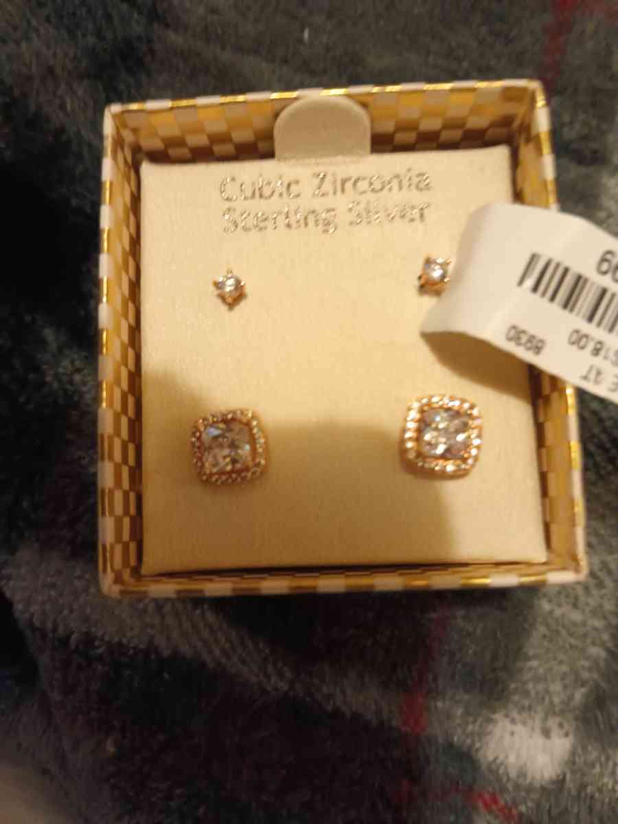 sterling silver earrings - Pocatello, Idaho