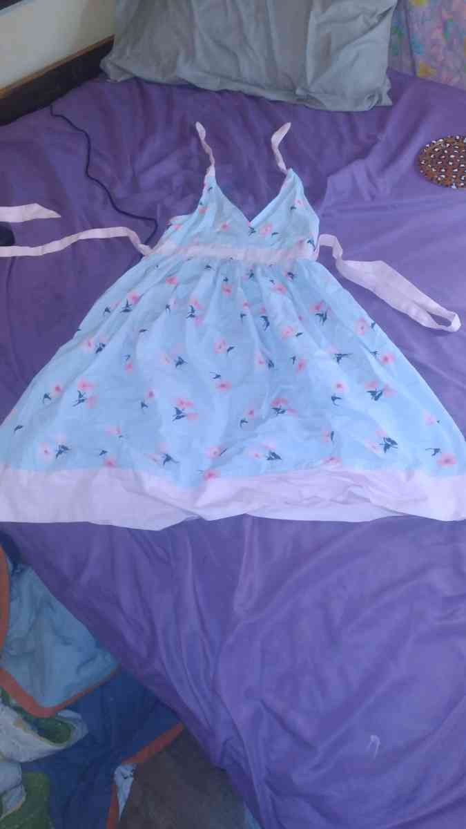 dress - Mitchell, Indiana - FleaMarketBay