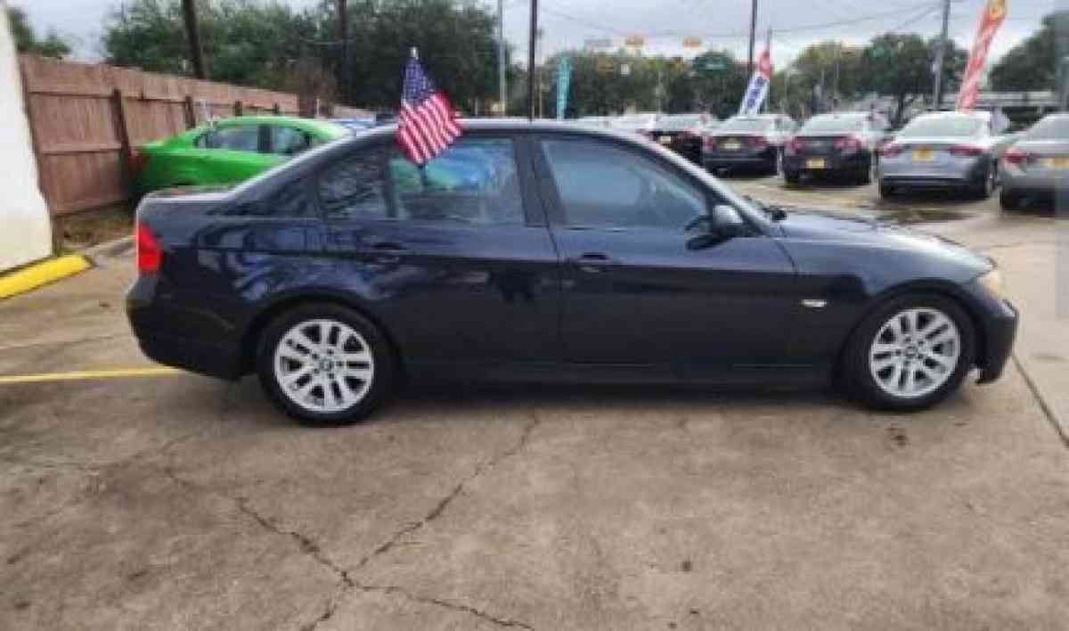 2007 BMW 3 series 140 k millas - Bacliff, Texas - FleaMarketBay