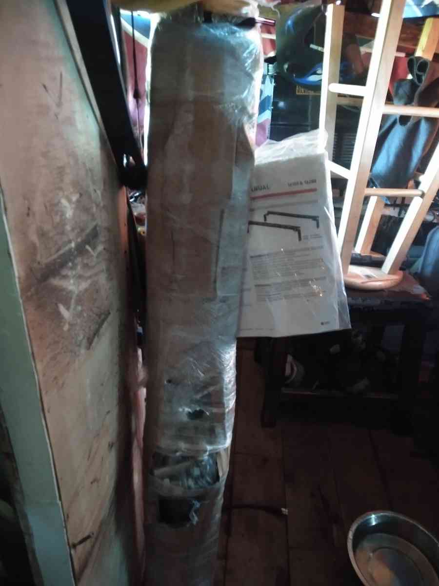 rails with brackets for a fifth wheel brand new - Etna, Ohio - FleaMarketBay