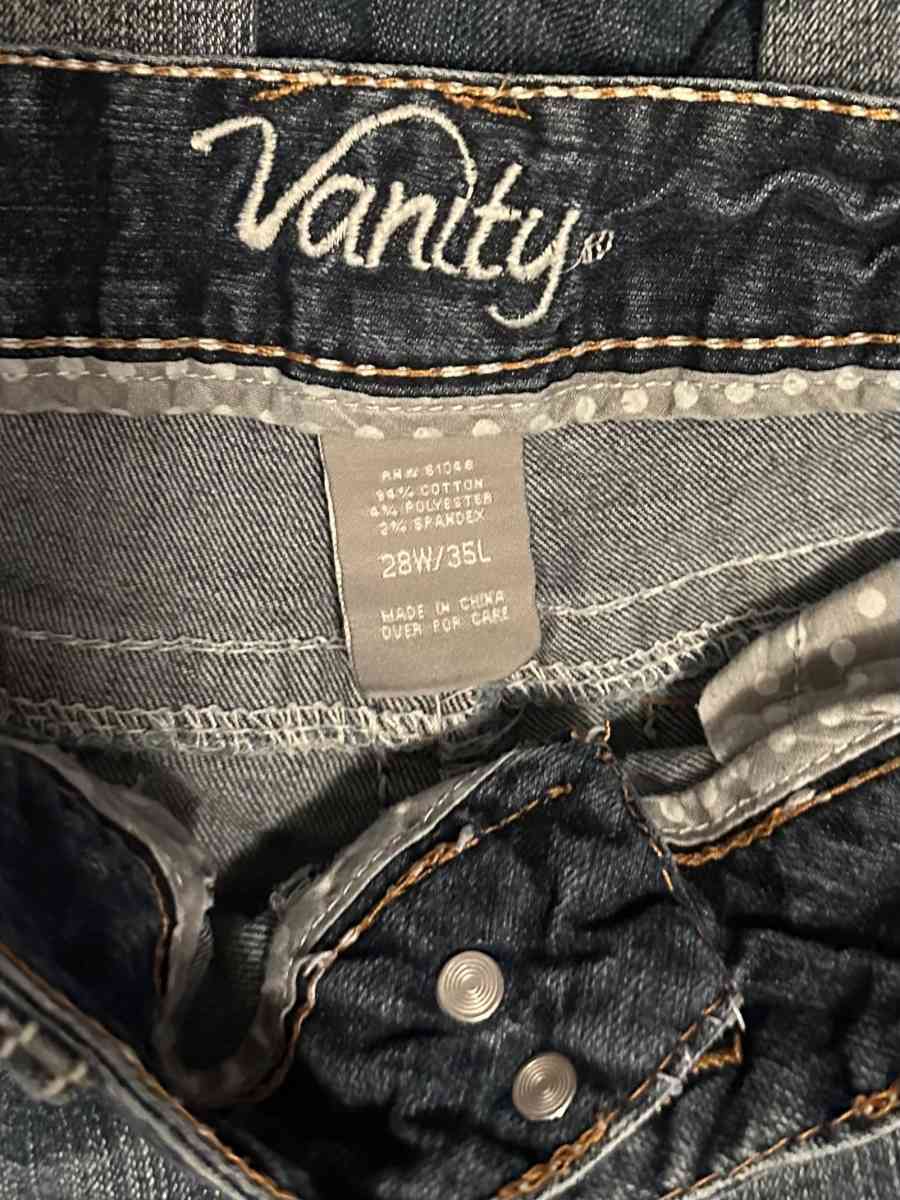 Womens Tall Jeans 28W 36L - Kansas City, Missouri - FleaMarketBay