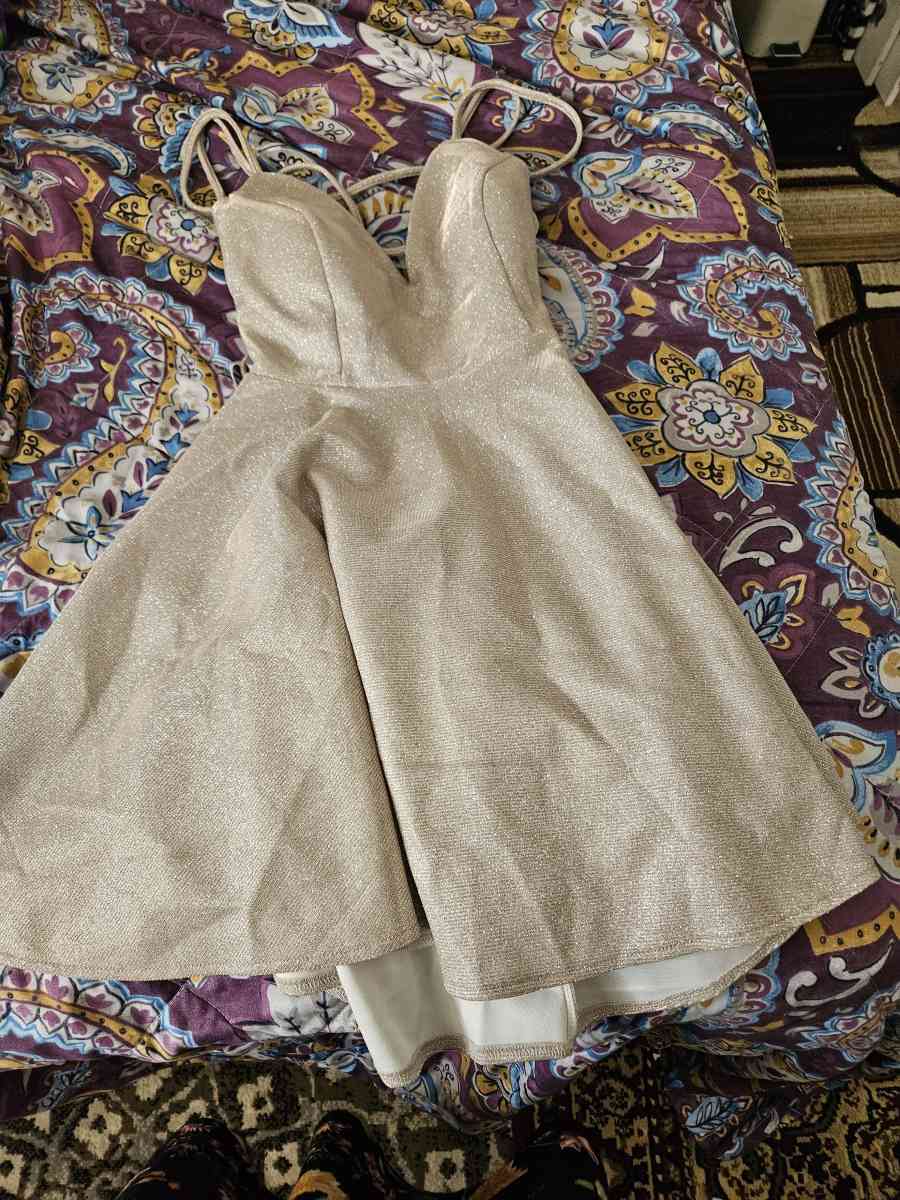 Dress - Surprise, Arizona - FleaMarketBay