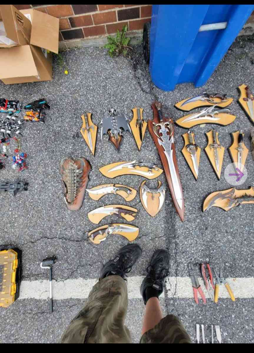 Dagger and Sword Collection - Allentown, Pennsylvania - FleaMarketBay