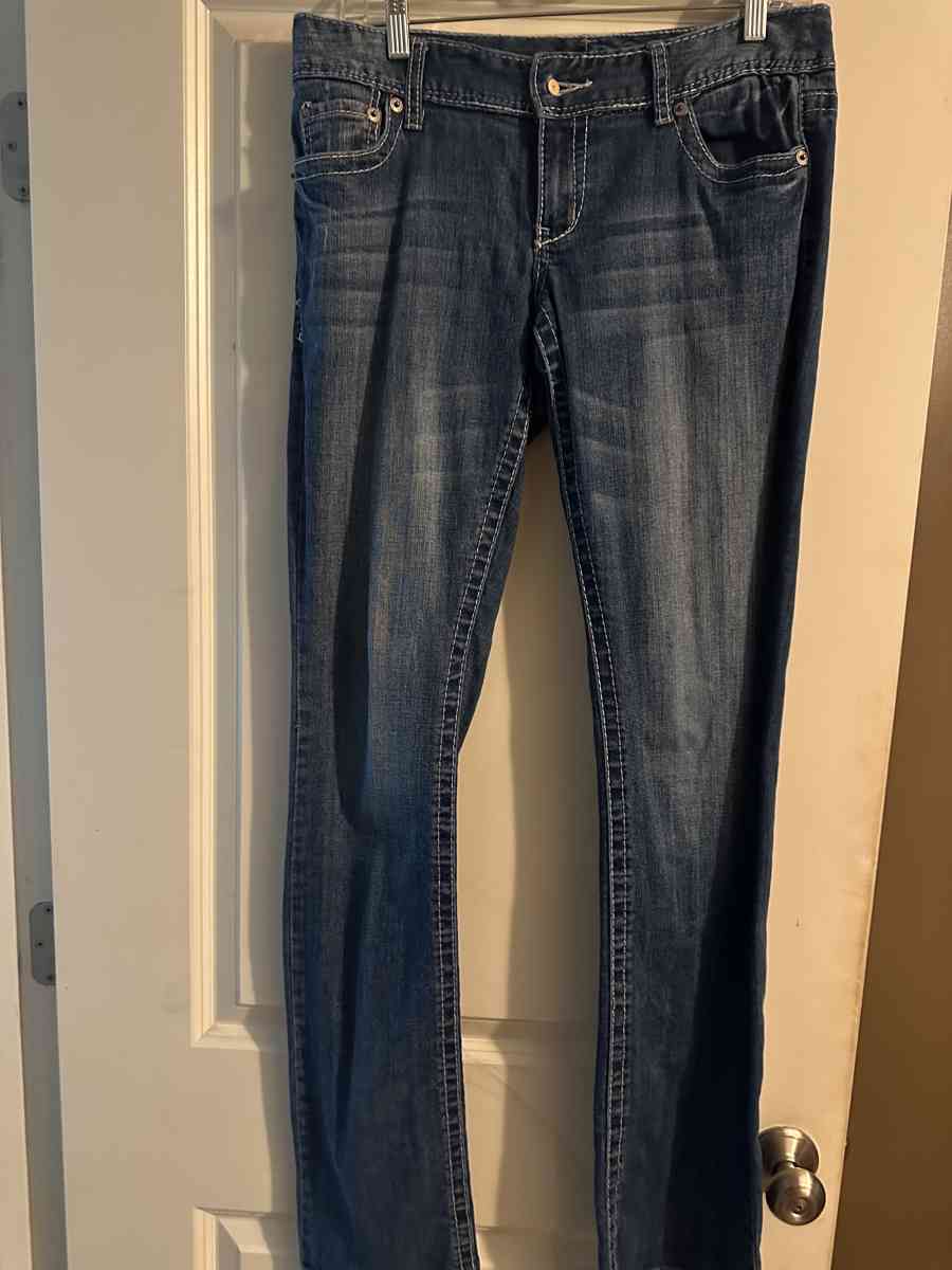 Womens Maurices Jeans Size 8 Long - Kansas City, Missouri - FleaMarketBay