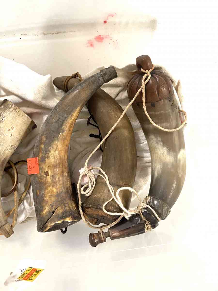 antique 1840s flasks  and powder horns - Vacaville, California - FleaMarketBay