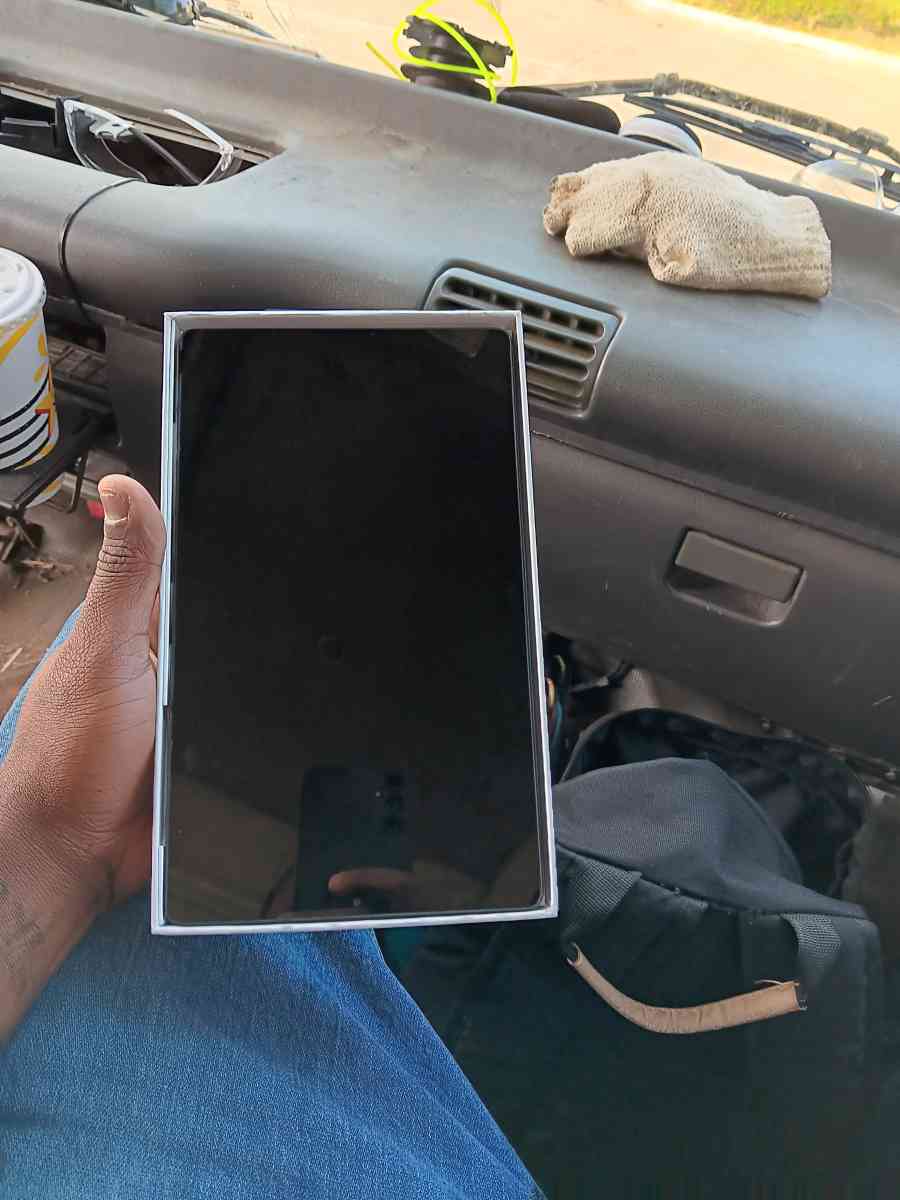 Samsung galaxy tab s7 with service on it - Lincolnton, North Carolina