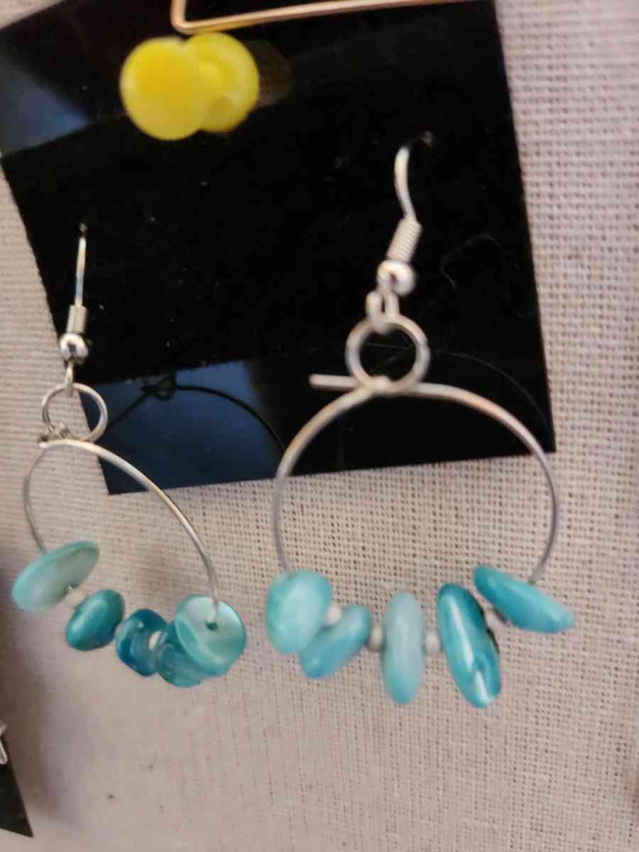 hand made earrings - Marlton, New Jersey - FleaMarketBay