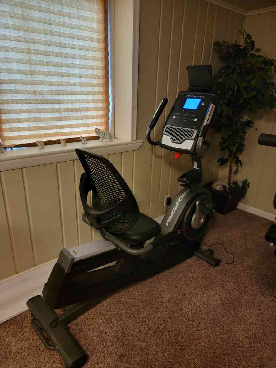 stationery exercise bike - Minneapolis, Minnesota - FleaMarketBay
