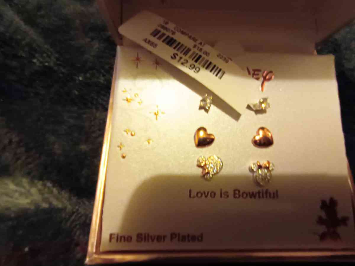 Disney earrings sterling silver - Pocatello, Idaho