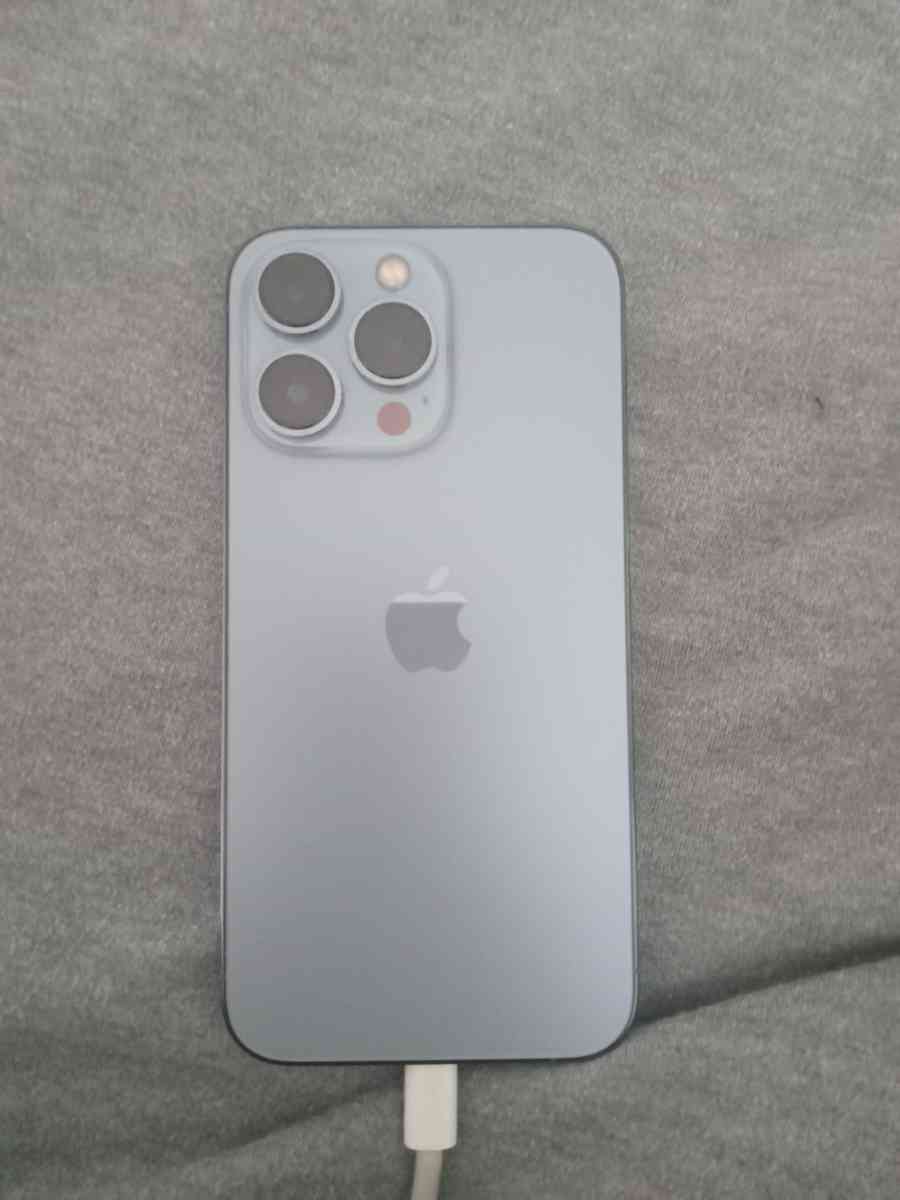 iphone 13 Pro - Fairfield, Ohio