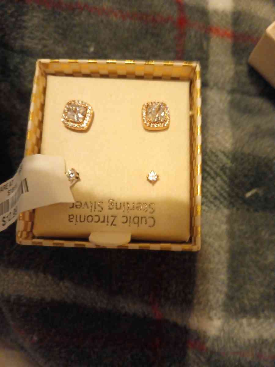 sterling silver earrings - Pocatello, Idaho - FleaMarketBay