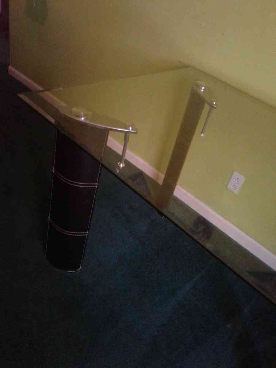 glass table 35 by 59 - San Francisco, California - FleaMarketBay