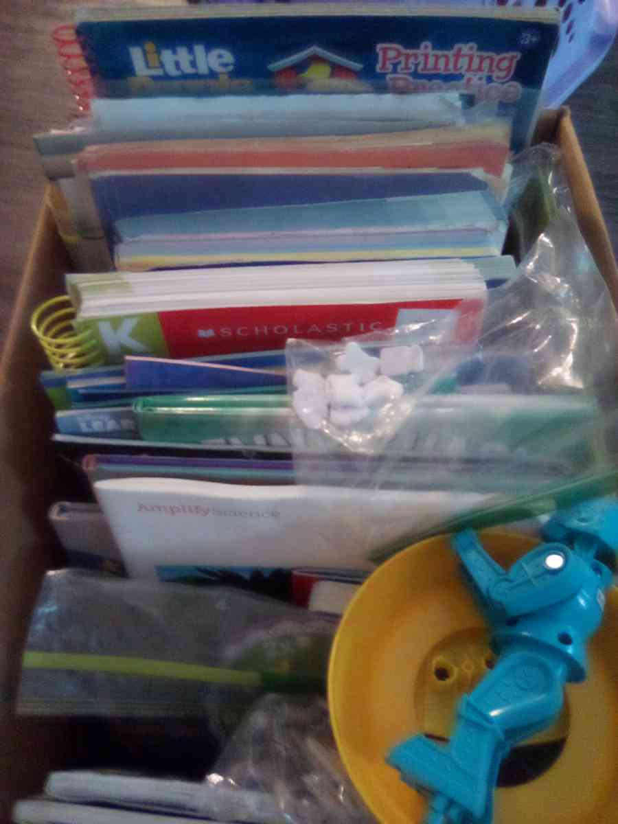 everythingsl learning thay little one - Las Vegas, Nevada - FleaMarketBay