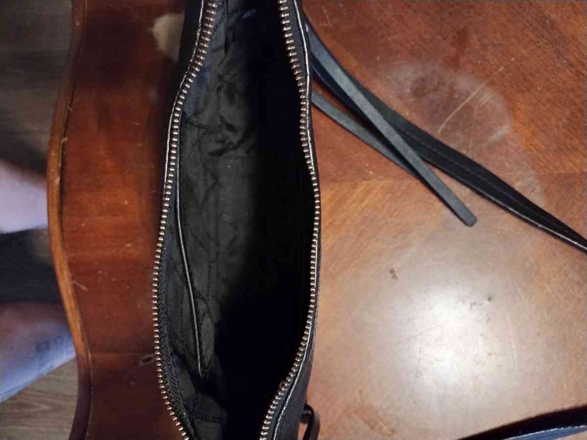 Michael Kors - Kirbyville, Texas - FleaMarketBay