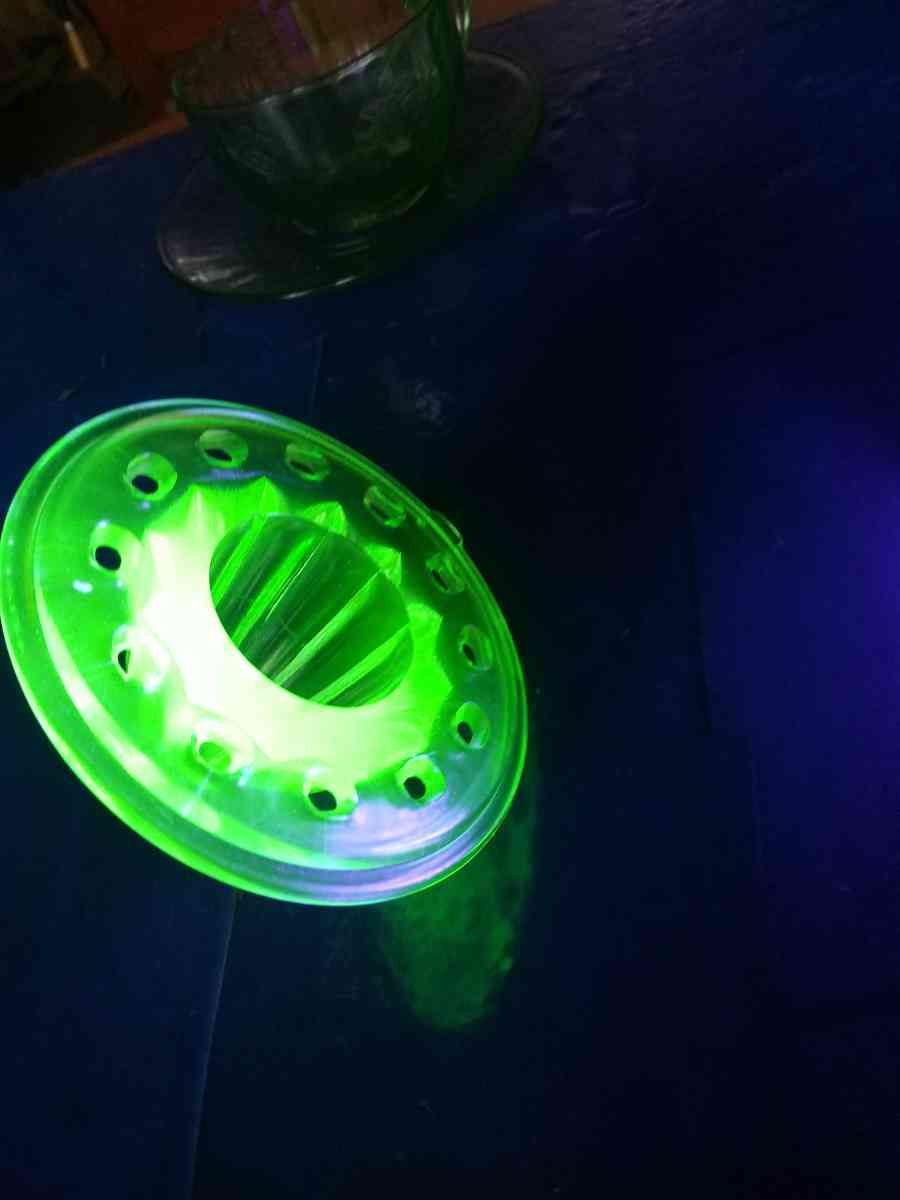 uranium glass reamer - Pawtucket, Rhode Island - FleaMarketBay